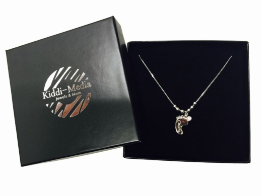 Collier pied de bébé avec gravure et cristal du mois JUIN