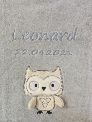 Couverture de bébé - brodé avec le nom - gris EULE