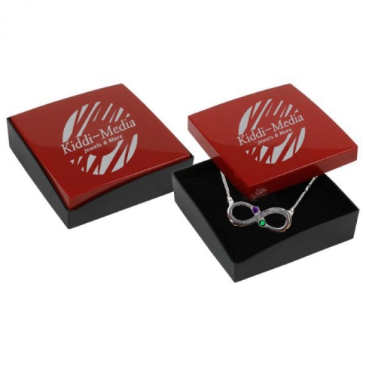 Collier Infinity avec 2 noms et cristaux du mois de naissance