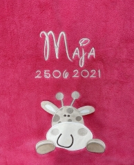 Couverture de bébé - brodé avec le nom - rose clair GIRAFFE
