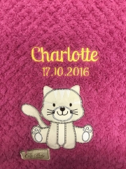 Couverture de bébé - brodé avec nom - rose - CHAT (extra moelleux)
